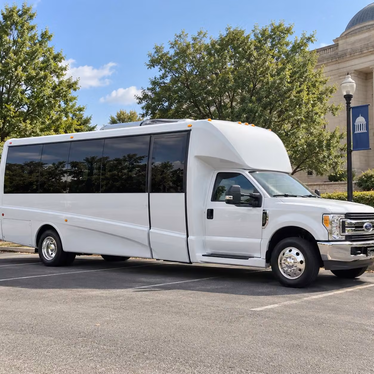 st joseph 18 passenger minibus rental